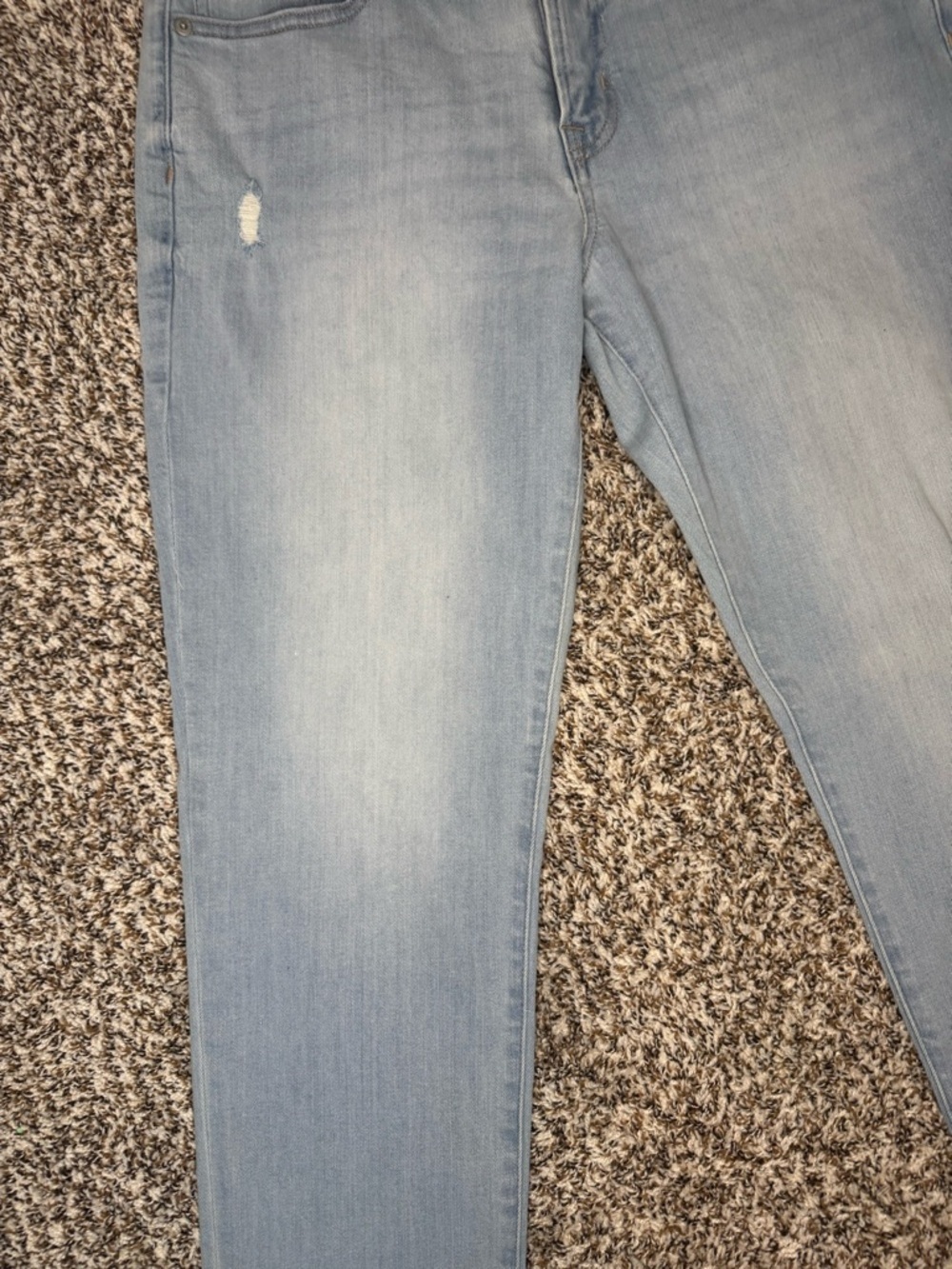 GAP Girlfriend Jeans Women’s 29 Light Wash Distressed Straight Leg Denim - Picture 4 of 6